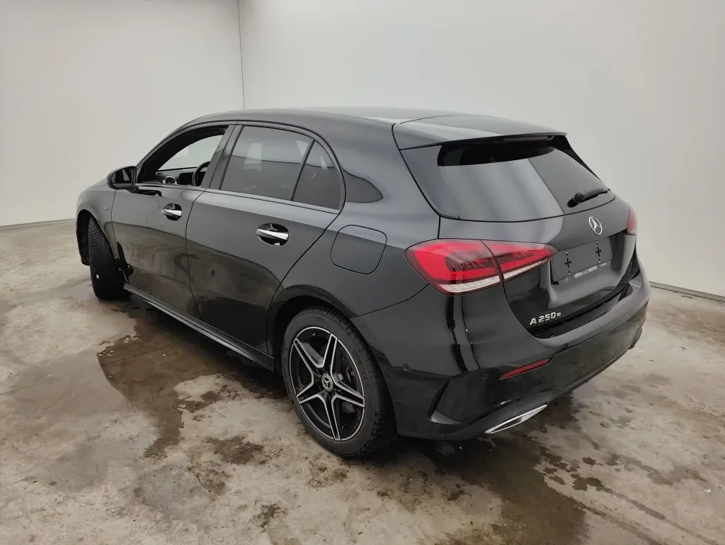 Mercedes-Benz A 250 AMG Line